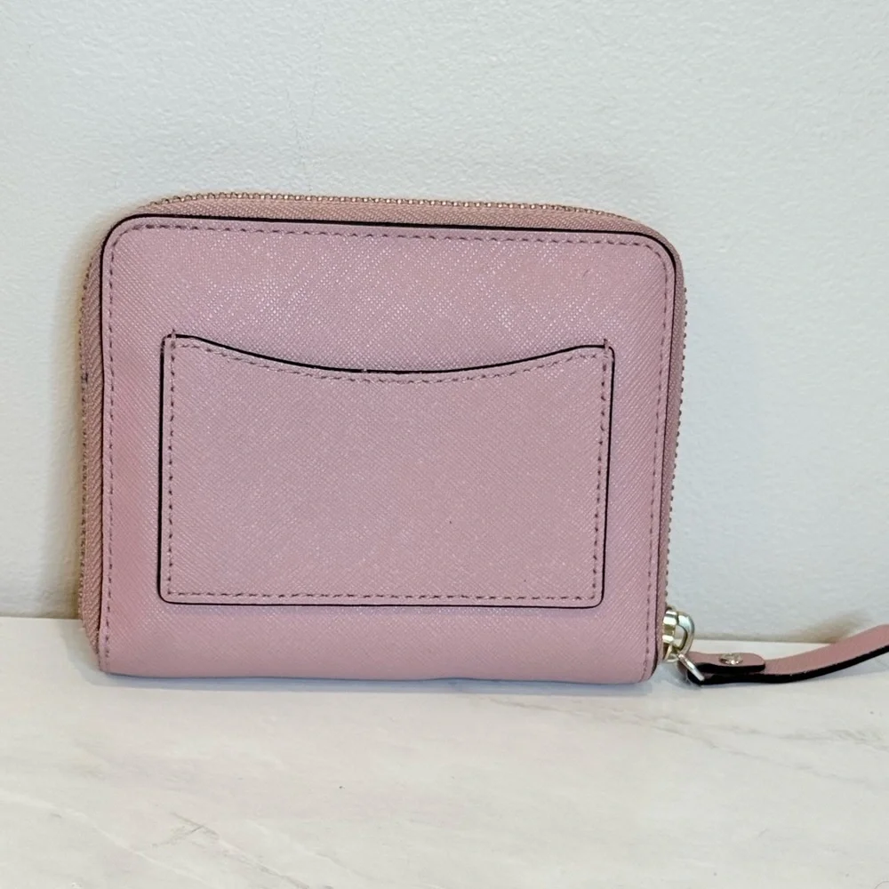 🔥Kate Spade Pink Wallet EUC🔥